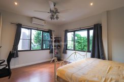 Central Park 4 Village East Pattaya House For Sale & Rent 3+1 Bedroom With Private Garden - HECP403