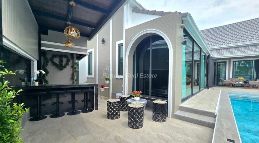 Living 36 Pool Villa House For Sale 3 Bedroom With Private Pool in East Pattaya - HELV01