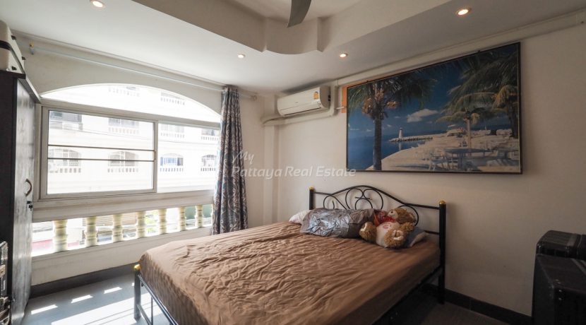 Nirun Grand Ville Condo Pattaya For Sale & Rent 2 Bedroom With City Views - NR04