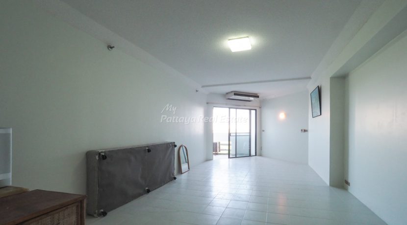 Paradise Condominium Jomtien Condo Pattaya For Sale & Rent Studio With Partial Sea Views - PRD01