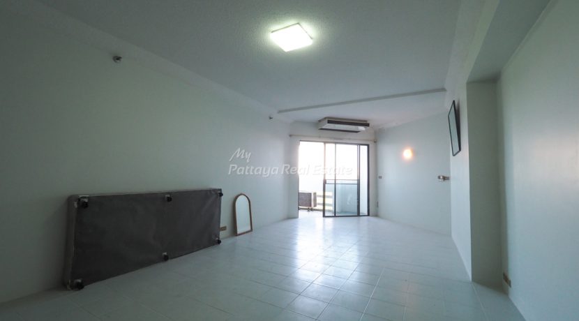 Paradise Condominium Jomtien Condo Pattaya For Sale & Rent Studio With Partial Sea Views - PRD01