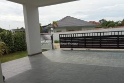 Paradise Villa 3 House For Sale & Rent 4 Bedroom With Private Pool in East Pattaya - HEPRV302