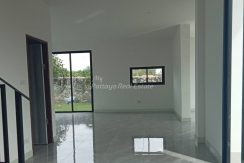 Paradise Villa 3 House For Sale & Rent 4 Bedroom With Private Pool in East Pattaya - HEPRV302