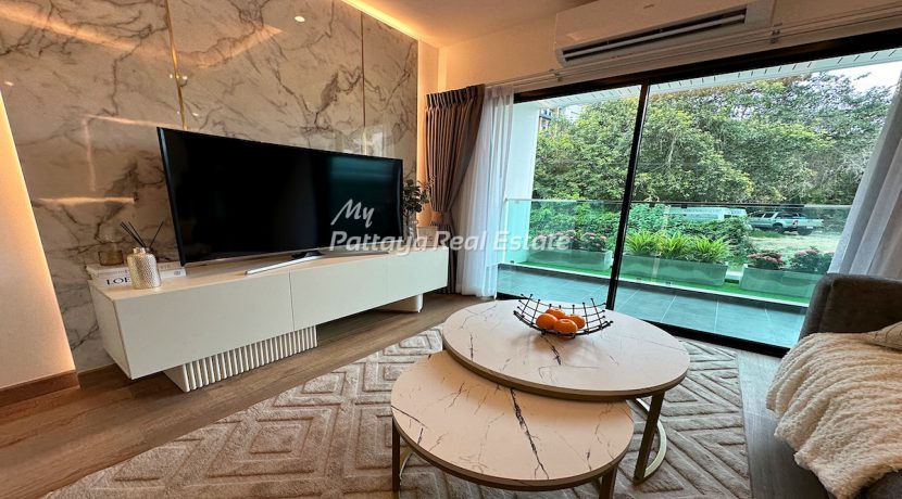 Siam Oriental Oasis Condo Pattaya For Sale & Rent 1 Bedroom Showroom Photo