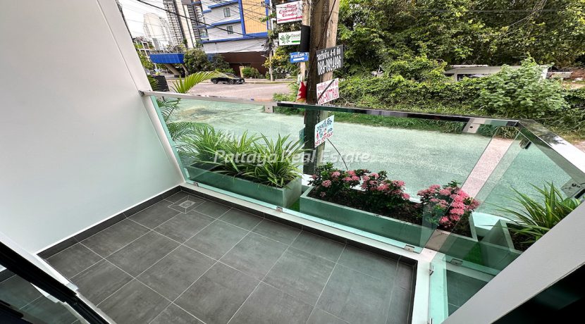 Siam Oriental Oasis Condo Pattaya For Sale & Rent Studio Unit Showroom Photo