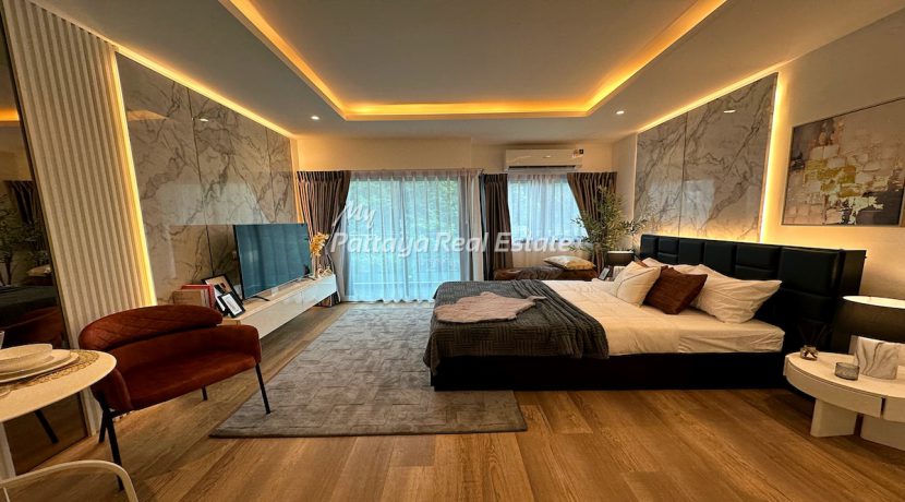 Siam Oriental Oasis Condo Pattaya For Sale & Rent Studio Unit Showroom Photo