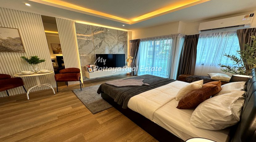 Siam Oriental Oasis Condo Pattaya For Sale & Rent Studio Unit Showroom Photo