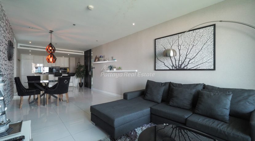 Sky Residence Pattaya For Sale & Rent 2 Bedroom With Pattaya Bay Views - AMR116