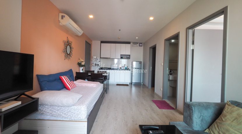 The Base Central Pattaya Condo For Sale & Rent 2 Bedroom With City Views - BASE55