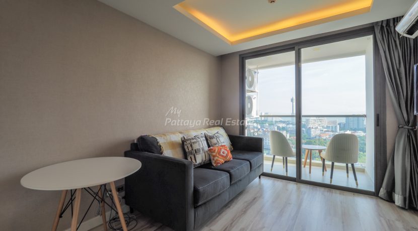 The Peak Towers Condo Pattaya For Sale & Rent 1 Bedroom With Sea Views - PEAKT94