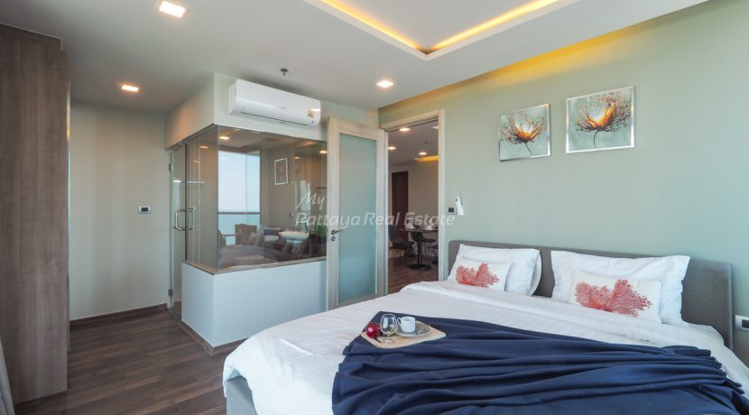 The Peak Towers Condo Pattaya For Sale & Rent 2 Bedroom With Sea & Island Views - PEAKT95