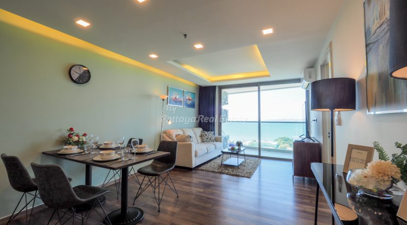 The Peak Towers Condo Pattaya For Sale & Rent 2 Bedroom With Sea & Island Views - PEAKT95