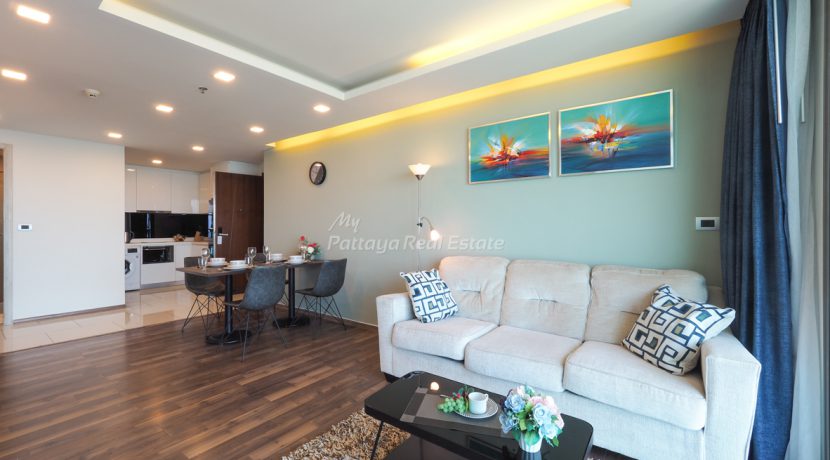 The Peak Towers Condo Pattaya For Sale & Rent 2 Bedroom With Sea & Island Views - PEAKT95