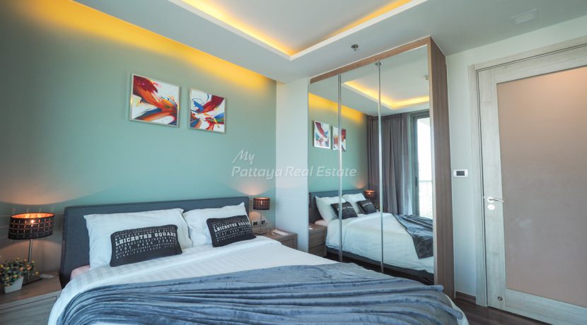 The Peak Towers Condo Pattaya For Sale & Rent 2 Bedroom With Sea & Island Views - PEAKT95