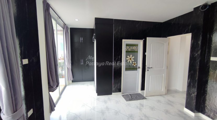 The Residence Pattaya House For Sale & Rent 3 Bedroom With Private Pool in East Pattaya - HETR01