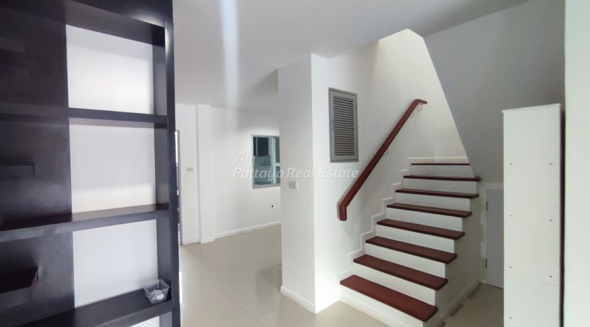 The Residence Pattaya House For Sale & Rent 3 Bedroom With Private Pool in East Pattaya - HETR01