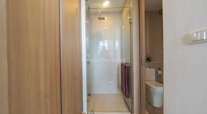 The Riviera Wong Amat Condo Pattaya For Sale & Rent 1 Bedroom With Sea Views - RW73