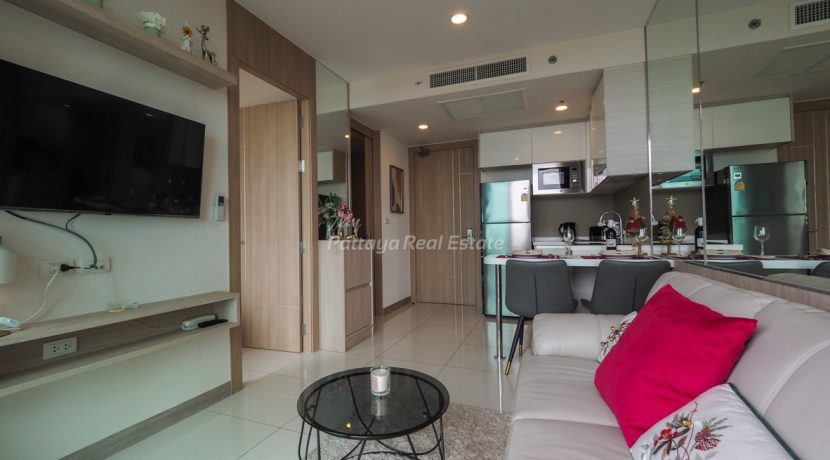 The Riviera Wong Amat Condo Pattaya For Sale & Rent 1 Bedroom With Sea Views - RW73