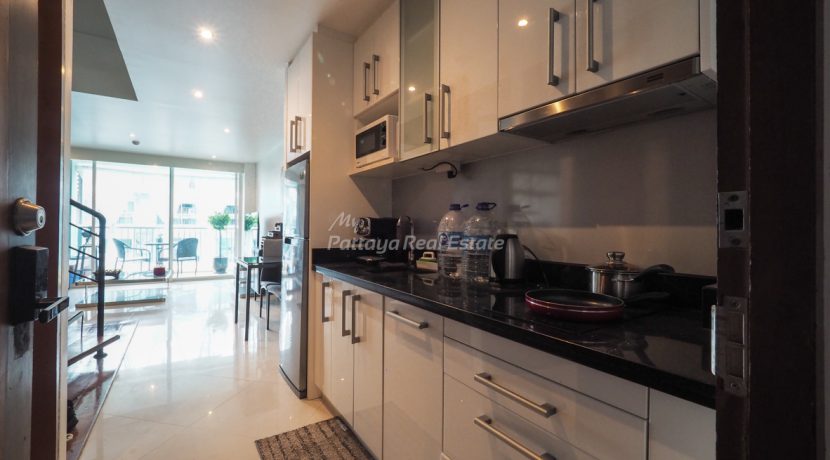 Diamond Suites Resort Condo Pattaya For Sale & Rent Duplex 1 Bedroom With Pool Views - DS34R